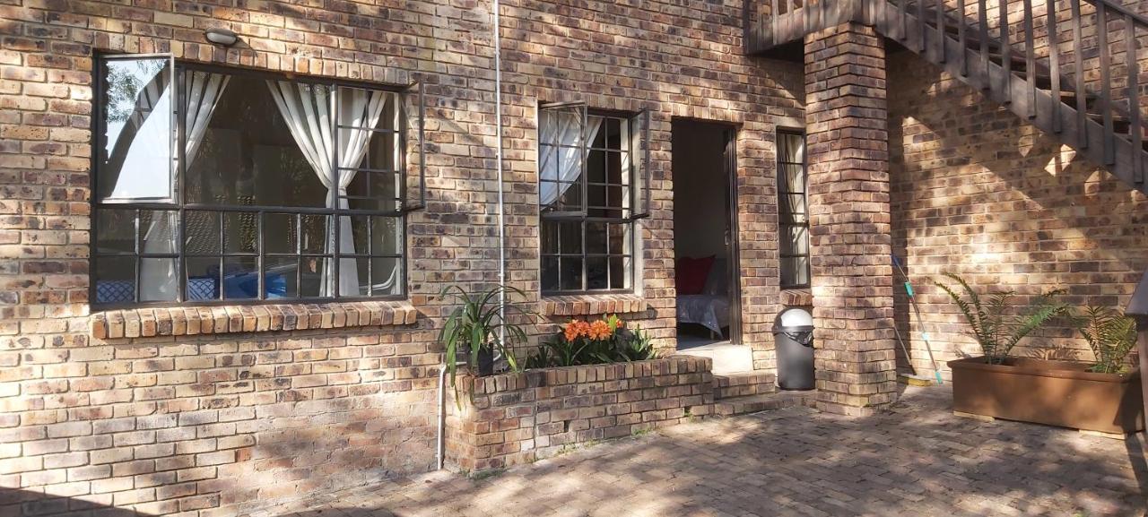 Ferienwohnung 13 @ Rhinoroad Nelspruit Mbombela Exterior foto